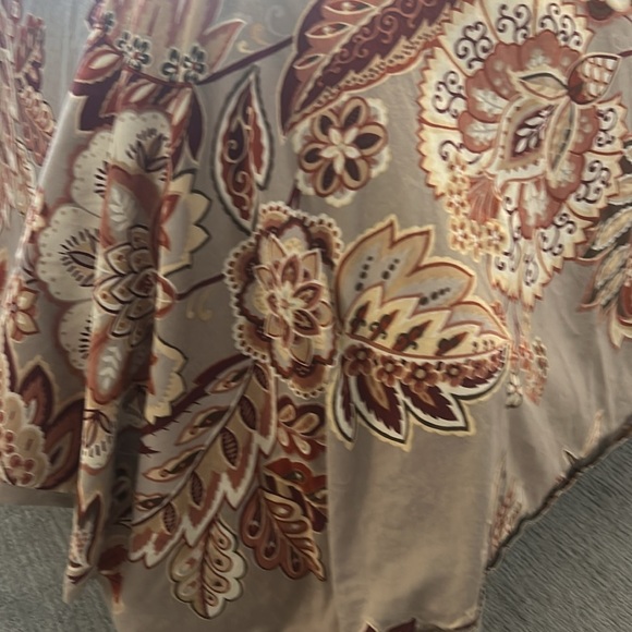 Carlingdale 100% Cotton King Size Duvet Cover, Shams, and Pillow Cases - Picture 4 of 10